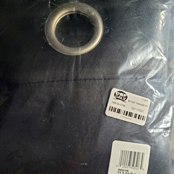 Curtain  Saxon black  NWT - Picture 1 of 3